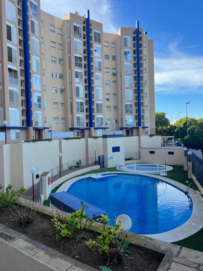 Piso De 3 Dormitorios Con Garaje Херес де ла Фронтера Екстериор снимка
