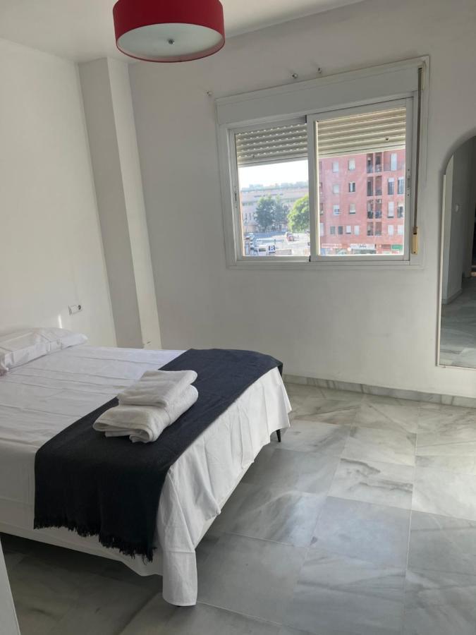 Piso De 3 Dormitorios Con Garaje Херес де ла Фронтера Екстериор снимка
